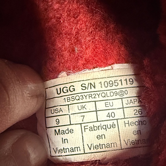 UGG Scarlet Plush Slides - Picture 3 of 7